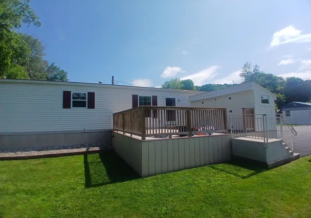 Homes for sale in Enfield, NH | 3 Daniels Dr, Enfield, NH 03748 | MLS# 5097885