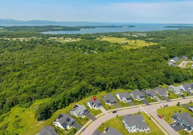 Homes for sale in Shelburne, VT | 191 Elmore St, Shelburne, VT 05482 | MLS# 5097903