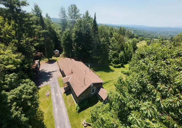 Photo 3 of Single family home for sale at 806 Maple Hill Rd, Plainfield, VT 05667 | MLS# 5097936 | Listing updated on 2026-09-18