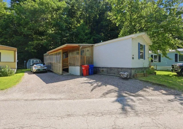 2nd image of 297 Taylor St, Milton, VT 05468 | MLS# 5097952