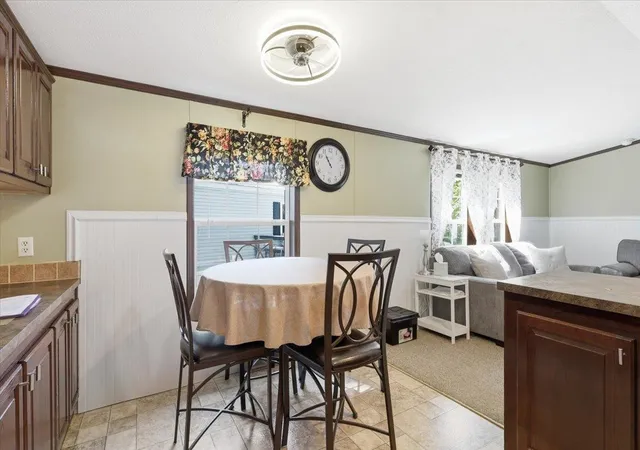 5th image of 297 Taylor St, Milton, VT 05468 | MLS# 5097952