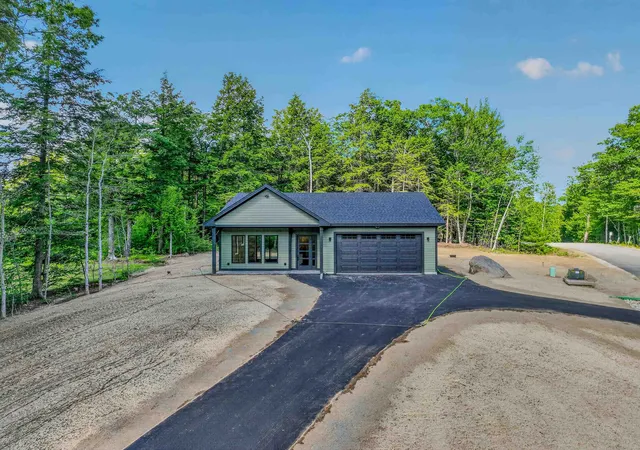 Homes for sale in Plymouth, NH | 106 Ski Lift Ln, Plymouth, NH 03264 | MLS# 5097963