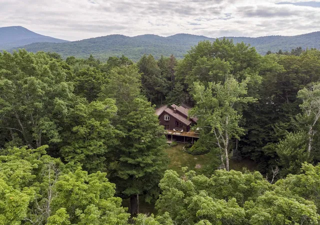 Homes for sale in Killington, VT | 218 Lakewood Dr, Killington, VT 05751 | MLS# 5097967