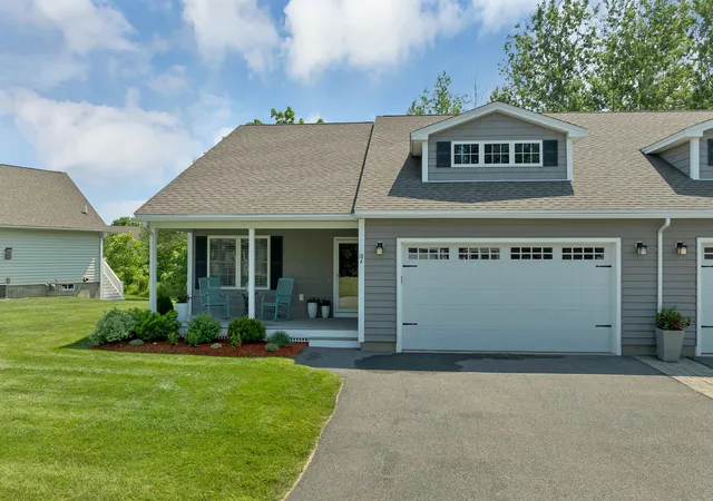 1st image of 18 Weymouth Ct #A, Hudson, NH 03051 | MLS# 5097989