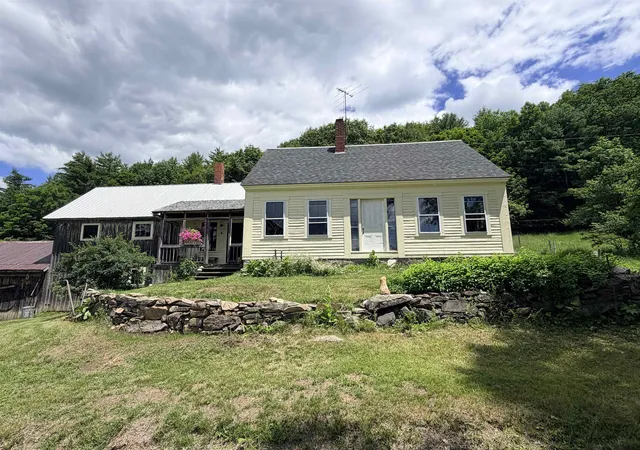 3rd image of 575 Somers Rd, Peacham, VT 05862 | MLS# 5097997