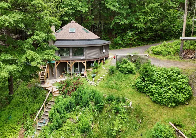 Single family home for sale at 239 Harwood Pl, West Townshend, VT 05359 | MLS# 5098004
