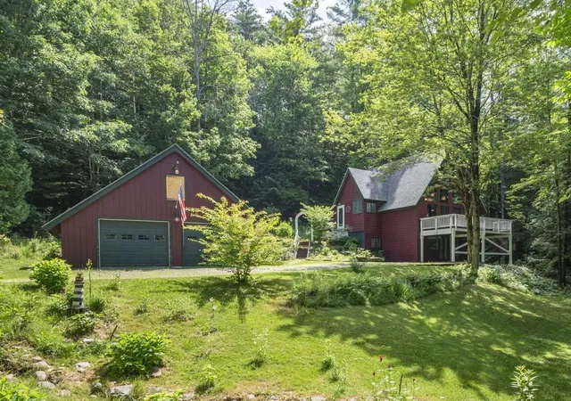 Homes for sale in Claremont, NH | 11 Snowshoe Hill Rd, Claremont, NH 03743 | MLS# 5098033