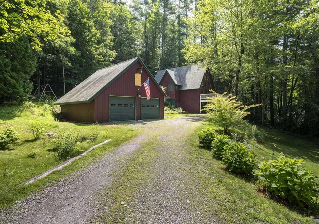 Homes for sale in Claremont, NH | 11 Snowshoe Hill Rd, Claremont, NH 03743 | MLS# 5098033