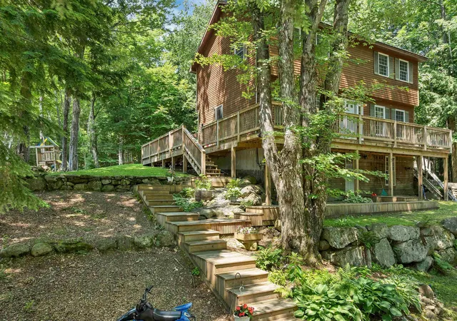 2nd image of 5 Downing Dr, North Woodstock, NH 03262 | MLS# 5098036