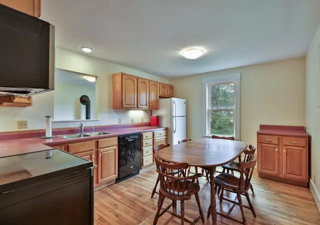 Homes for sale in Rochester, VT | 71 State Garage Rd, Rochester, VT 05767 | MLS# 5098048