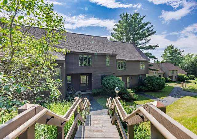Homes for sale in Hartford, VT | 394 Lyman Batcheller Rd #2B, Hartford, VT 05059 | MLS# 5098058