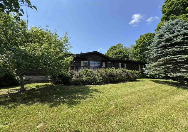 Homes for sale in Wilmington, VT | 5 Camelot Dr, Wilmington, VT 05363 | MLS# 5098068