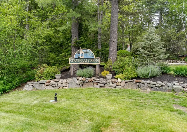 3rd image of 59 Stratham Green Rd, Stratham, NH 03885 | MLS# 5098072