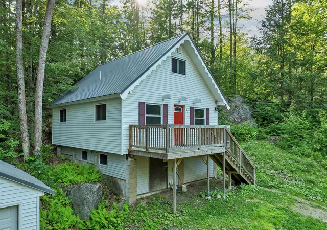 Photo 3 of Single family home for sale at 21 Birch Tree Ln, Hillsborough, NH 03244 | MLS# 5098083 | Listing updated on 2026-10-05