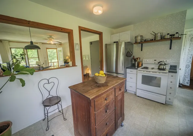 Homes for sale in Wilmington, VT | 456 100 Rte, Wilmington, VT 05363 | MLS# 5098092
