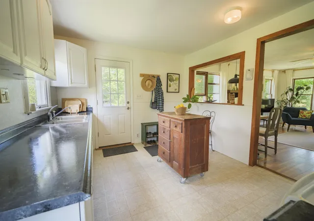Homes for sale in Wilmington, VT | 456 100 Rte, Wilmington, VT 05363 | MLS# 5098092