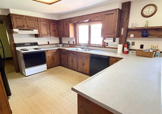 4th image of 138 Village Rd, Langdon, NH 03602 | MLS# 5098095