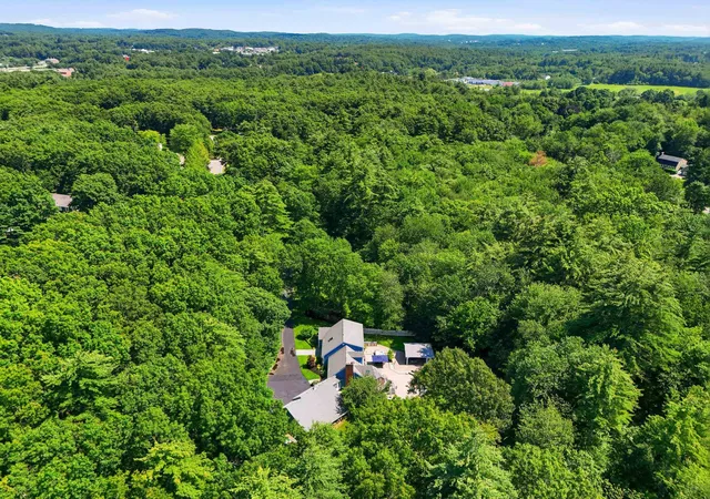 4th image of 3 Indian Ridge Rd, Atkinson, NH 03811 | MLS# 5098105