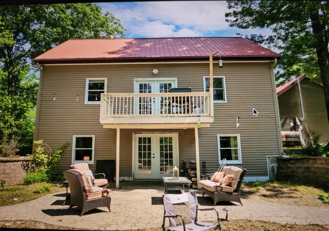 Photo 4 of Single family home for sale at 258 Pine River Rd, Effingham, NH 03882 | MLS# 5098106 | Listing updated on 2026-09-17