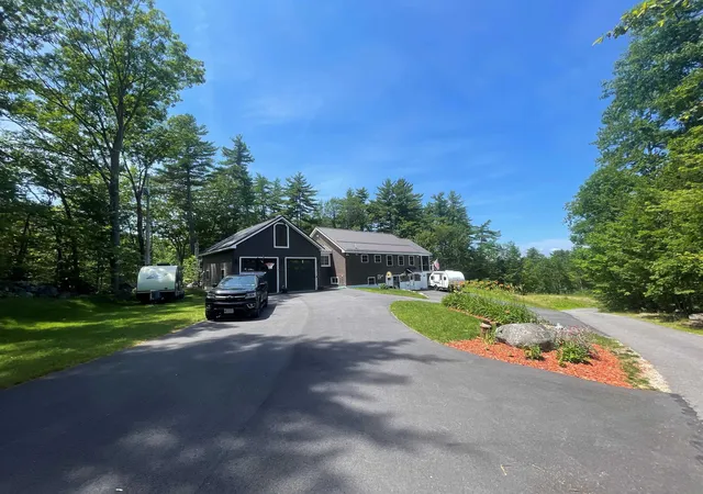 3rd image of 5 South Cove Rd, Wakefield, NH 03872 | MLS# 5098110
