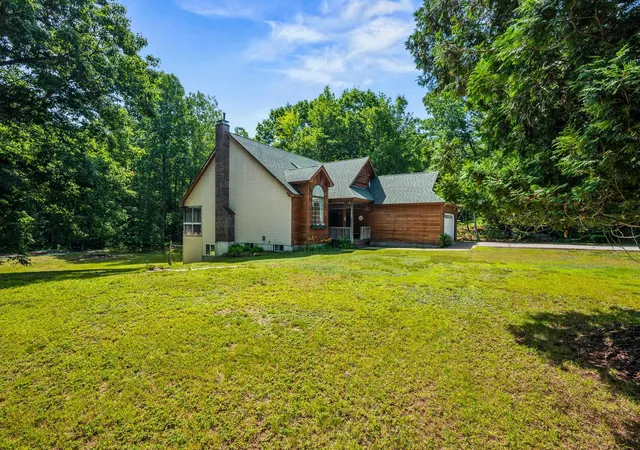 Photo 1 of Single family home for sale at 146 Pine Hl Rd, Madison, NH 03849 | MLS# 5098121 | Listing updated on 2026-10-20