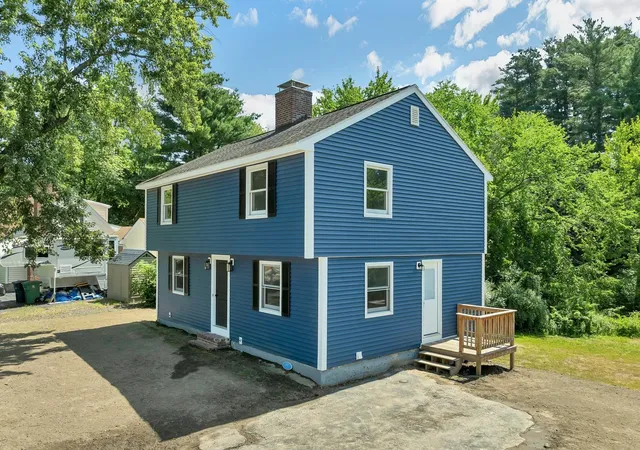 Photo 3 of Single family home for sale at 39 Palisade Dr, Nashua, NH 03062 | MLS# 5098125 | Listing updated on 2026-09-18