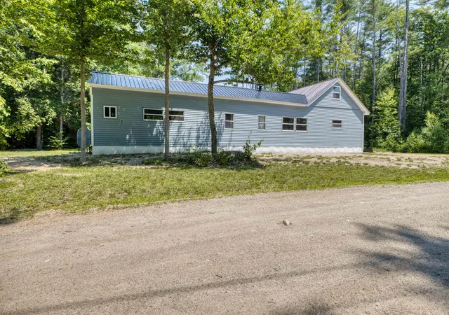 1st image of 98 Thibodeau Ln, Tamworth, NH 03886 | MLS# 5098126