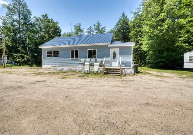 3rd image of 98 Thibodeau Ln, Tamworth, NH 03886 | MLS# 5098126