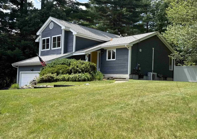 1st image of 26 Pheasant Ln, Manchester, NH 03109 | MLS# 5098140