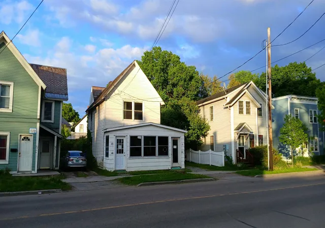2nd image of 46 48 North Ave, Burlington, VT 05401 | MLS# 5098174