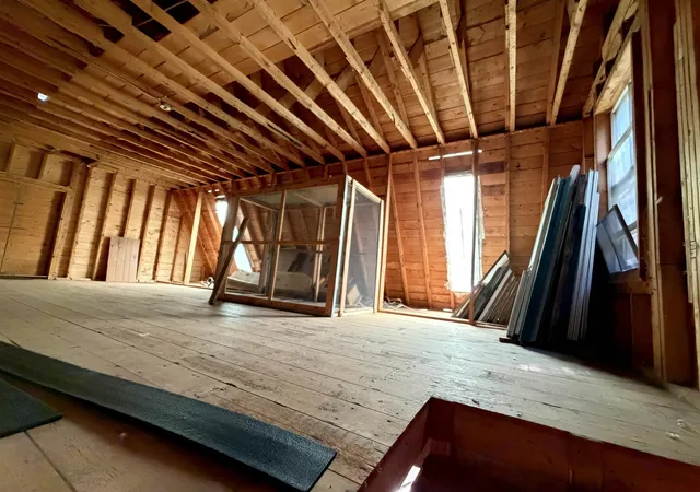 5th image of 163 Indian Stream Rd, Pittsburg, NH 03592 | MLS# 5098177