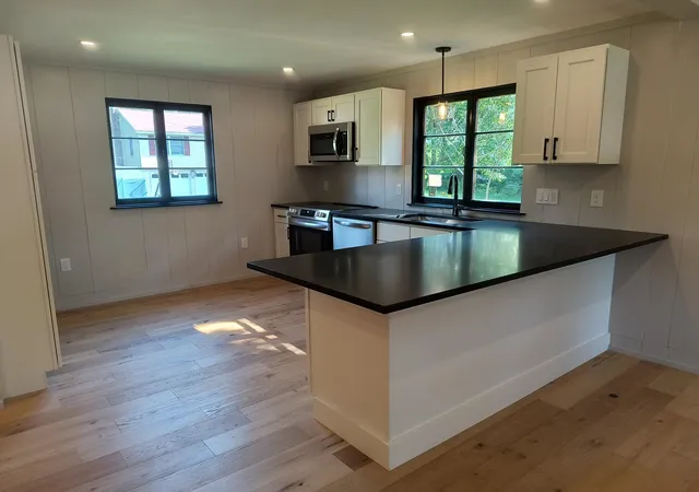 Photo 1 of Single family home for sale at 101 Arch St, Keene, NH 03431 | MLS# 5098187 | Listing updated on 2026-07-25
