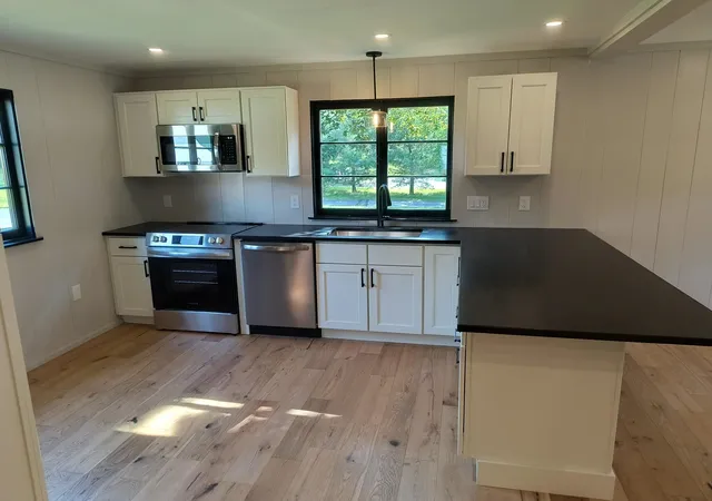 Photo 2 of Single family home for sale at 101 Arch St, Keene, NH 03431 | MLS# 5098187 | Listing updated on 2026-07-25