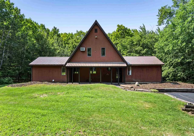 Homes for sale in Milton, NH | 18 Bourdeau Rd, Milton, NH 03851 | MLS# 5098200