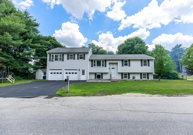 Homes for sale in Concord, NH | 14 Alder Creek Dr, Concord, NH 03303 | MLS# 5098201