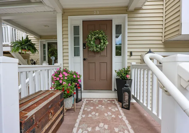 Photo 3 of Townhouse for sale at 23 Hackett Hill Rd #41, Manchester, NH 03102 | MLS# 5098206 | Listing updated on 2026-07-13