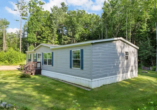 Homes for sale in Farmington, NH | 954 Ten Rod Rd, Farmington, NH 03835 | MLS# 5098218