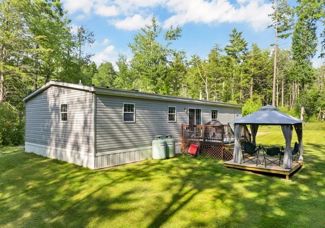 Homes for sale in Farmington, NH | 954 Ten Rod Rd, Farmington, NH 03835 | MLS# 5098218