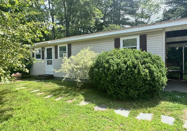 3rd image of 41 Park St, Swanzey, NH 03431 | MLS# 5098221