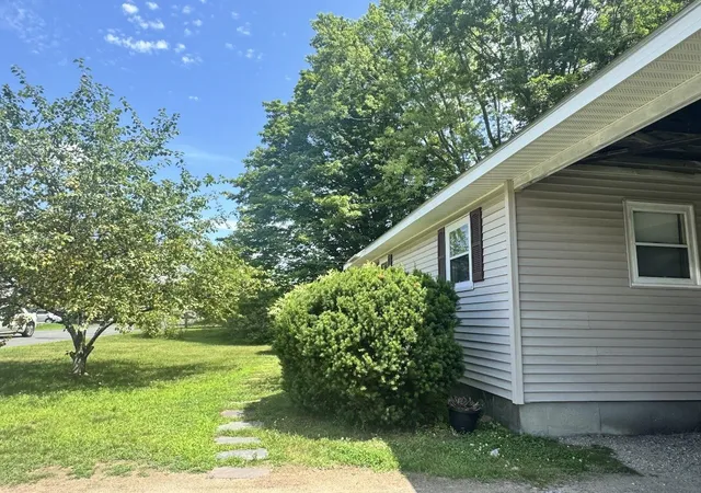 5th image of 41 Park St, Swanzey, NH 03431 | MLS# 5098221