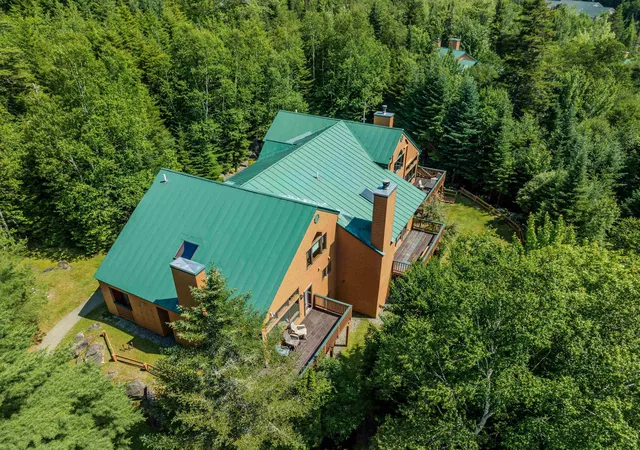 3rd image of 72 Appleby Close #42, Carroll, NH 03575 | MLS# 5098225