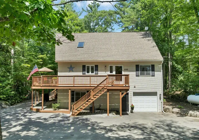 Photo 3 of Single family home for sale at 100 Olympia St, Moultonborough, NH 03254 | MLS# 5098227 | Listing updated on 2026-09-18