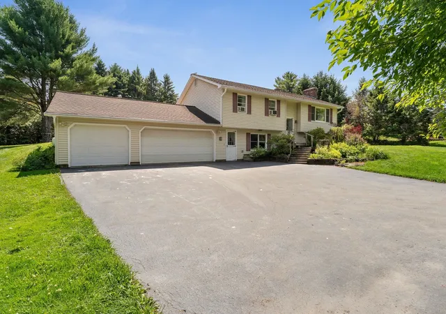 Homes for sale in Barre, VT | 11 Birchwood Park Dr, Barre, VT 05641 | MLS# 5098229