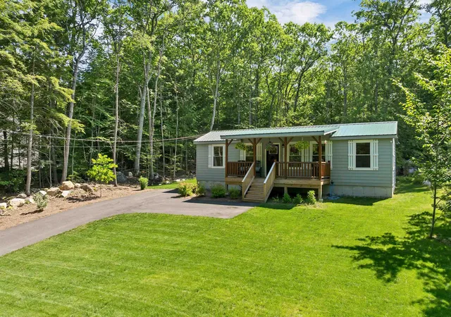 3rd image of 616 Deer Meadow Rd, Webster, NH 03303 | MLS# 5098230