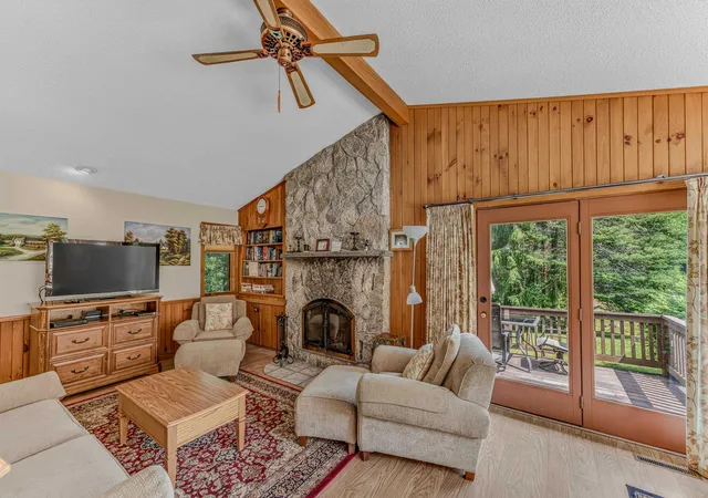 4th image of 114 Remick Ln #16, Carroll, NH 03575 | MLS# 5098231