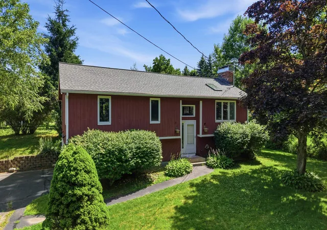 1st image of 39 Old Auburn Rd, Derry, NH 03038 | MLS# 5098233