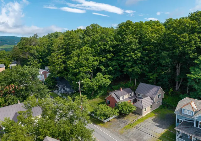Homes for sale in Hartford, VT | 2039 Quechee Main St, Hartford, VT 05047 | MLS# 5098234