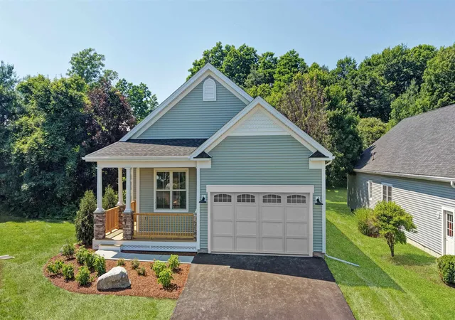 Homes for sale in South Burlington, VT | 70 Fieldstone Dr, South Burlington, VT 05403 | MLS# 5098239