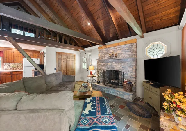Homes for sale in New Hampton, NH | 240 Old Bristol Rd, New Hampton, NH 03256 | MLS# 5098243