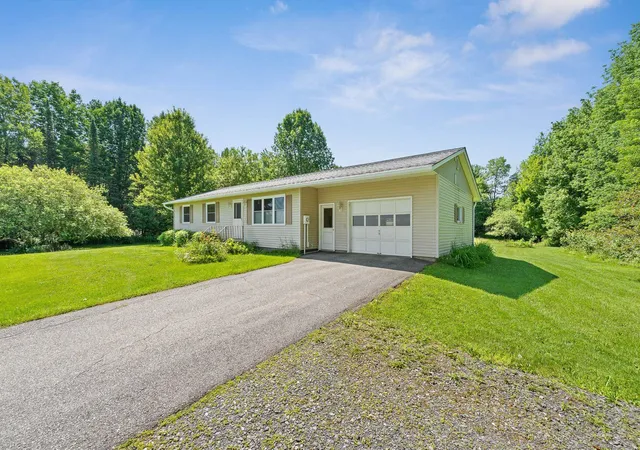 Homes for sale in Berlin, VT | 955 Scott Hill Rd, Berlin, VT 05641 | MLS# 5098255
